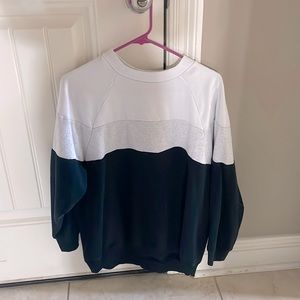 American Eagle crew neck